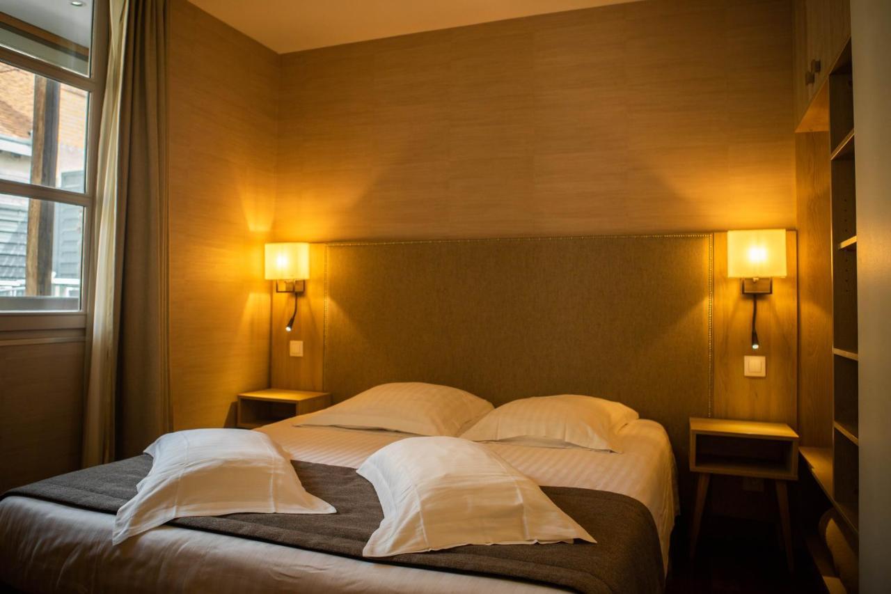 Relais De La Loire Hotel Montlivault Екстериор снимка