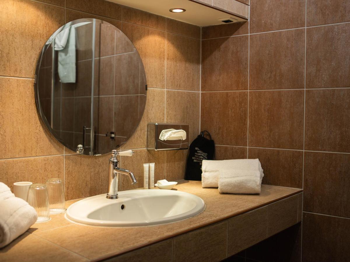 Relais De La Loire Hotel Montlivault Екстериор снимка